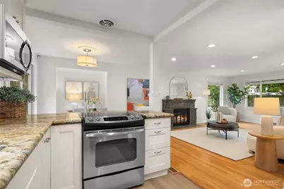 1315 102nd Avenue NE, Bellevue, WA 98004 - Photo 15