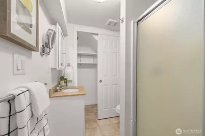 1315 102nd Avenue NE, Bellevue, WA 98004 - Photo 25