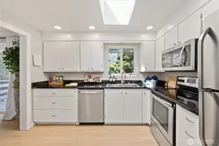 11002 24th Dr SE, Everett, WA 98208 - Photo 13
