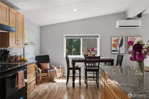 18689 2nd Ave NE, Suquamish, WA 98392 - Photo 5