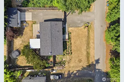 18689 2nd Avenue NE, Suquamish, WA 98392 - Photo 1