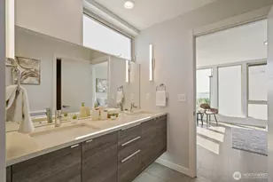 2337 W Plymouth St, Seattle, WA 98199 - Photo 25