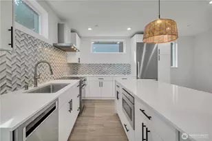 1778A Alki Ave SW, Seattle, WA 98116 - Photo 23