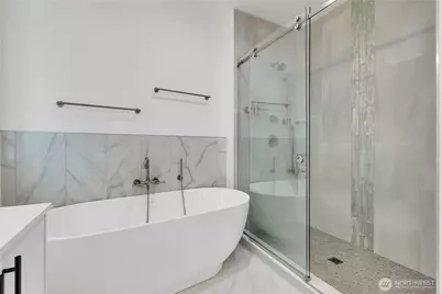 1778 A Alki Avenue SW, Seattle, WA 98116 - Photo 17