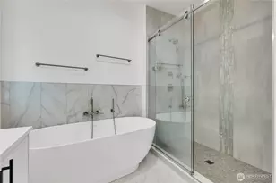 1778A Alki Ave SW, Seattle, WA 98116 - Photo 17