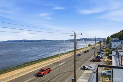 1778 A Alki Avenue SW, Seattle, WA 98116 - Photo 7