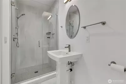 1778 A Alki Avenue SW, Seattle, WA 98116 - Photo 15