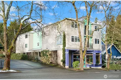 9517 35th Avenue NE #2A, Seattle, WA 98115 - Photo 1