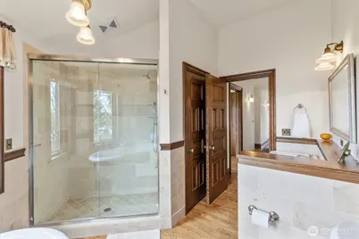 4725 W Mercer Way, Mercer Island, WA 98040 - Photo 33