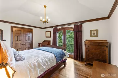 4725 W Mercer Way, Mercer Island, WA 98040 - Photo 31