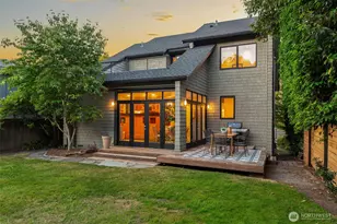 1819 39th Ave E, Seattle, WA 98112 - Photo 35