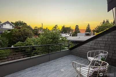 1819 39th Avenue E, Seattle, WA 98112 - Photo 27