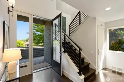 1819 39th Avenue E, Seattle, WA 98112 - Photo 5