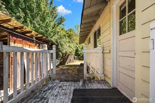 2728 60th Ave SE, Mercer Island, WA 98040 - Photo 17