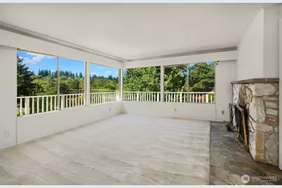 3621 81st Avenue SE, Mercer Island, WA 98040 - Photo 3