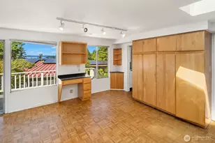 3621 81st Ave SE, Mercer Island, WA 98040 - Photo 9