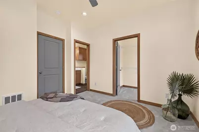 55 NE Kettle Street #A1, Oak Harbor, WA 98277 - Photo 21
