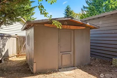 22022 78th Place W, Edmonds, WA 98026 - Photo 33