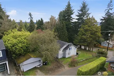 9617 15th Avenue NE, Seattle, WA 98115 - Photo 3