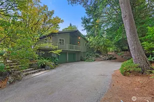 12901 Sunrise Drive NE, Bainbridge Island, WA 98110 - Photo 3