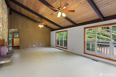 12901 Sunrise Drive NE, Bainbridge Island, WA 98110 - Photo 17