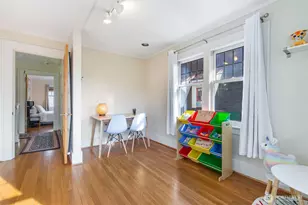 710 10th Ave E, Seattle, WA 98102 - Photo 19