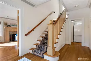 710 10th Ave E, Seattle, WA 98102 - Photo 3