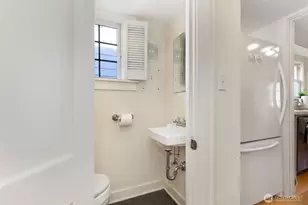 710 10th Ave E, Seattle, WA 98102 - Photo 13