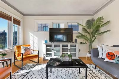 710 10 Avenue E, Seattle, WA 98102 - Photo 7
