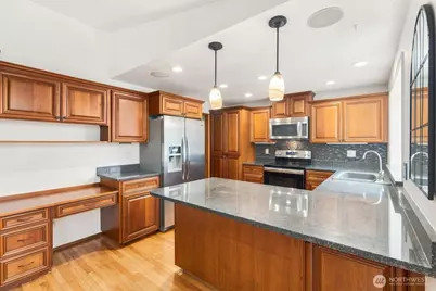 11615 NE 100th Street, Kirkland, WA 98033 - Photo 9