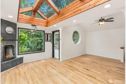 11615 NE 100th Street, Kirkland, WA 98033 - Photo 11