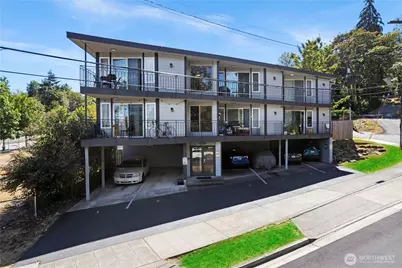 2701 S Walden Street, Seattle, WA 98144 - Photo 1