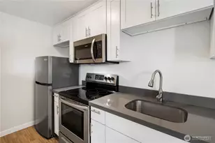 2701 S Walden St, Seattle, WA 98144 - Photo 13