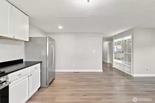 483 NE Conifer Dr, Bremerton, WA 98311 - Photo 11