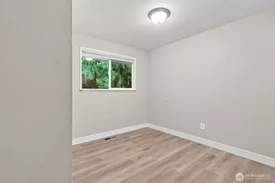 483 NE Conifer Drive, Bremerton, WA 98311 - Photo 19