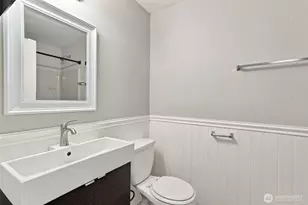 483 NE Conifer Dr, Bremerton, WA 98311 - Photo 23