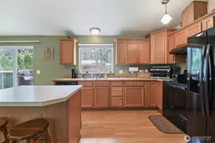 17003 Wisteria Ct SE, Yelm, WA 98597 - Photo 7