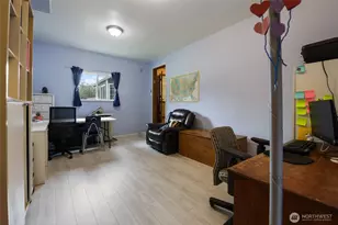 17003 Wisteria Ct SE, Yelm, WA 98597 - Photo 27