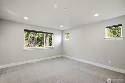 18527 Meridian Ave SE, Bothell, WA 98012 - Photo 19