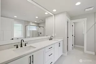 18527 Meridian Avenue SE, Bothell, WA 98012 - Photo 21