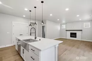 18527 Meridian Avenue SE, Bothell, WA 98012 - Photo 11