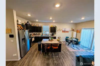 18709 Lipoma Place E, Puyallup, WA 98374 - Photo 11
