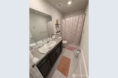 18709 Lipoma Place E, Puyallup, WA 98374 - Photo 35