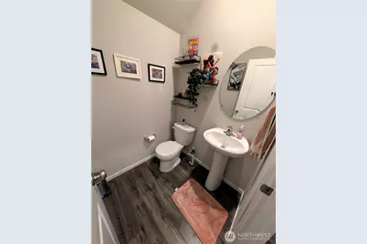 18709 Lipoma Place E, Puyallup, WA 98374 - Photo 29