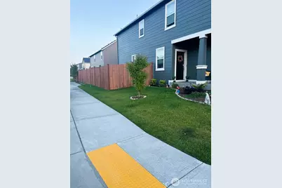 18709 Lipoma Place E, Puyallup, WA 98374 - Photo 5