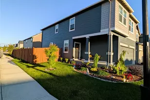 18709 Lipoma Pl E, Puyallup, WA 98374 - Photo 3