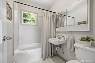 809 Liberty St, Bellingham, WA 98225 - Photo 23