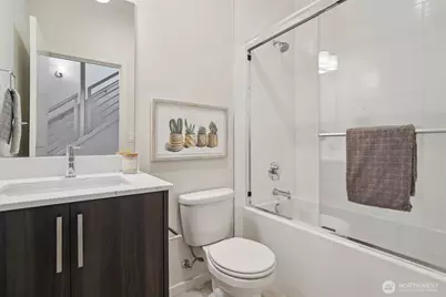 9032 14th Avenue NW #D, Seattle, WA 98117 - Photo 19