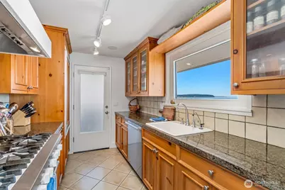 2556 Sunlight Beach Road, Clinton, WA 98236 - Photo 9