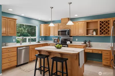 895 NW Pioneer Hill Road, Poulsbo, WA 98370 - Photo 17